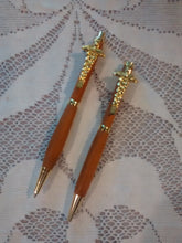 Load image into Gallery viewer, Slim Pen and Mechanical Pencil Set in 24 kt Gold Finish with grip